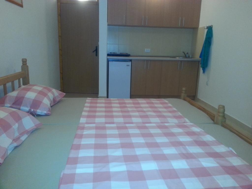 Apartments Nurkovic Dobra Voda Oda fotoğraf
