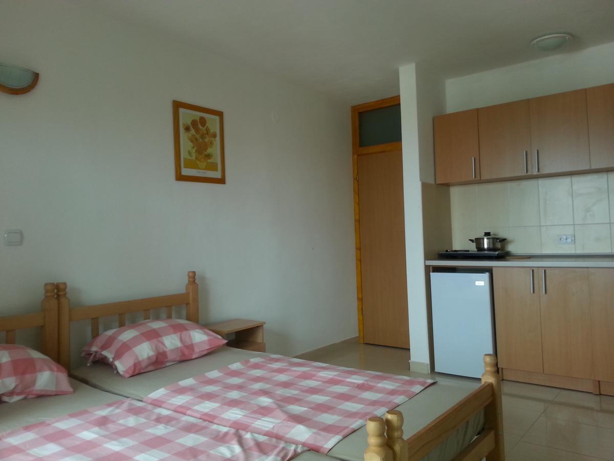 Apartments Nurkovic Dobra Voda Dış mekan fotoğraf